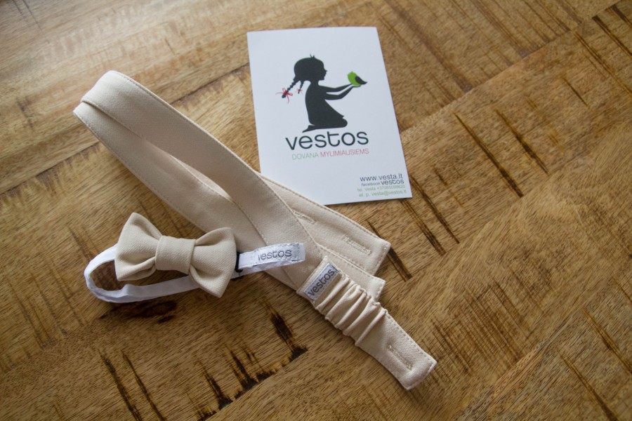 Žydras krikštynų kostiumėlis